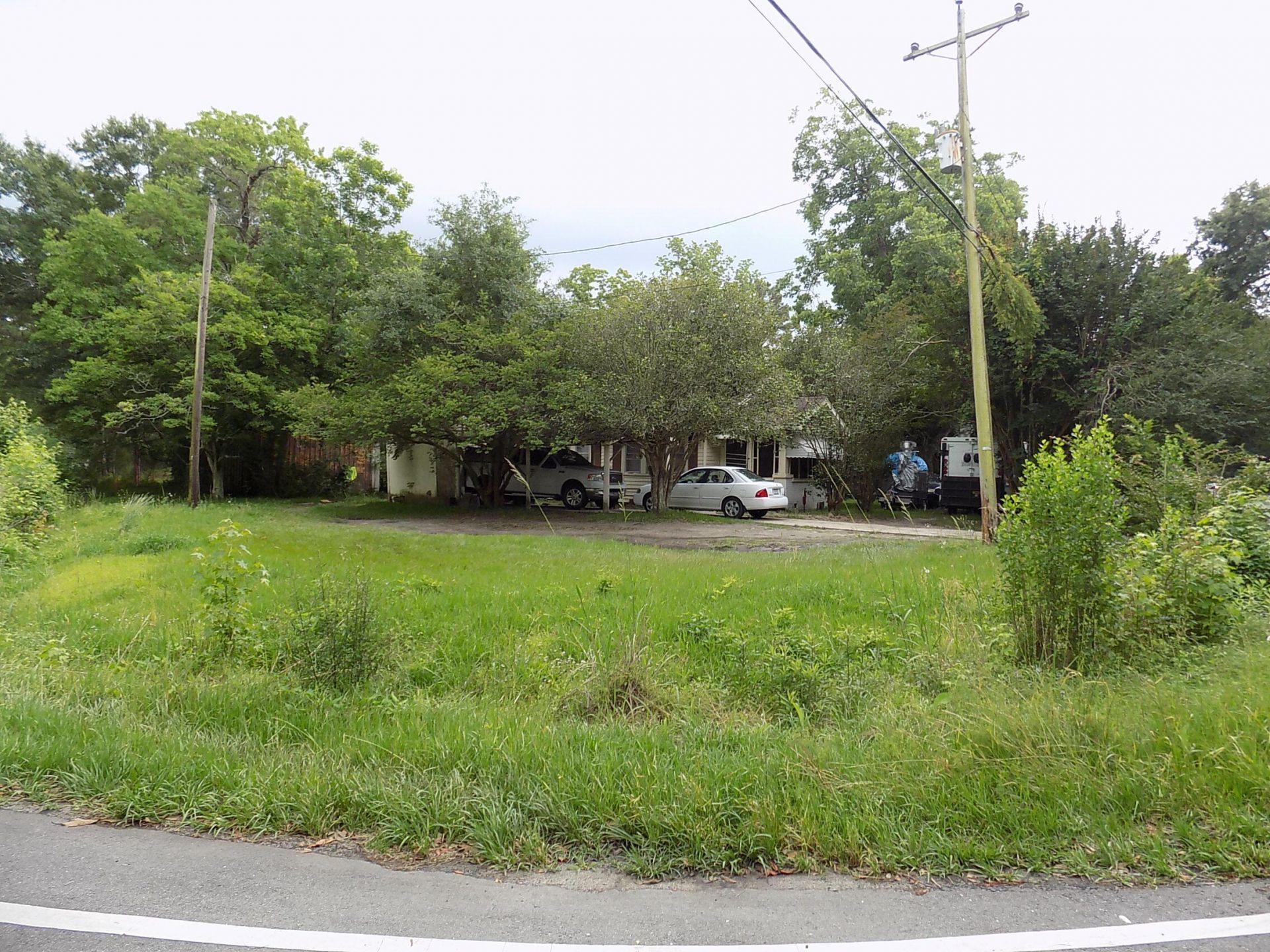 571 Main Road  Photo 4
