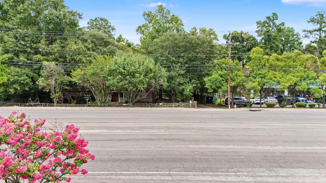 215 Old Trolley Road  Photo 11