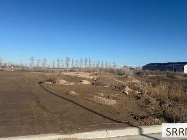 371 Copeland Dr, IDAHO FALLS, ID 83402