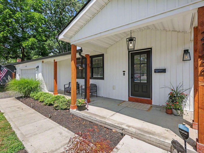2124 Shoreham Road , Columbus, OH 43220 Photo 5