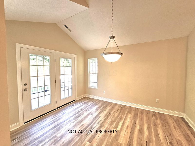 704 Olde Creek Drive , Newark, OH 43055 Photo 6