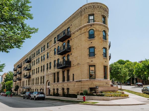 1818 N Water STREET, Unit 206, Milwaukee, WI 53202