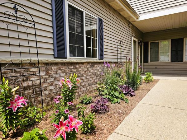 2178 Pine Ridge COURT, Unit D, Grafton, WI 53024