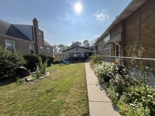 3006 N Natoma Avenue , Chicago, IL 60634