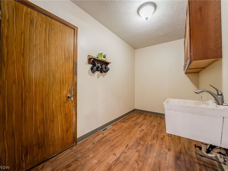 6993 Deer Path, Olmsted Township, OH 44138 Photo 17