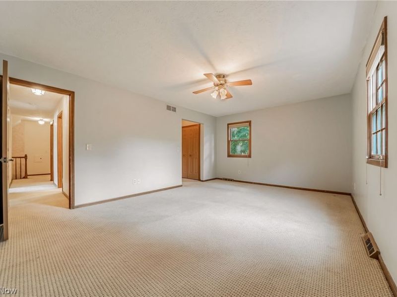 6993 Deer Path, Olmsted Township, OH 44138 Photo 18