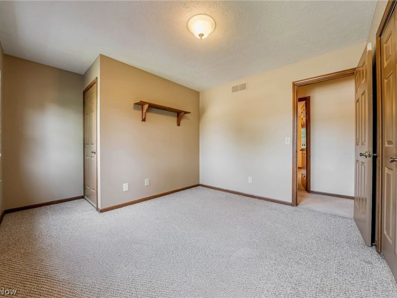 6993 Deer Path, Olmsted Township, OH 44138 Photo 22