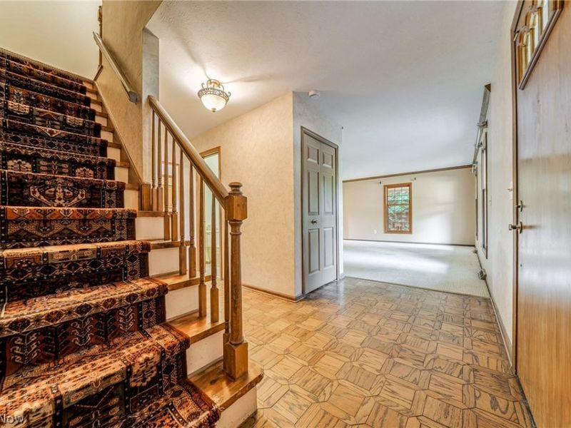 6993 Deer Path, Olmsted Township, OH 44138 Photo 6