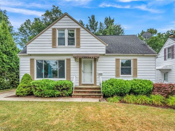 5528 Huron Road , Lyndhurst, OH 44124