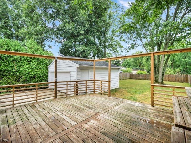5528 Huron Road, Lyndhurst, OH 44124 Photo 12