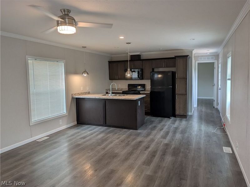 230 Edgecliff Circle W, Unit 47, Elyria, OH 44035 Photo 3