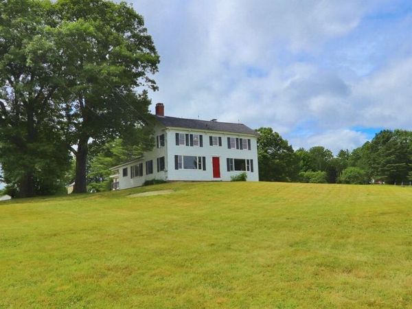 1286 Pushaw Road , Glenburn, ME 04401
