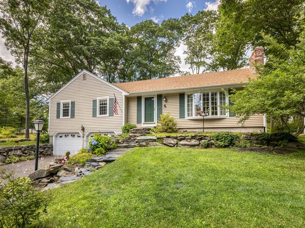 23 Olde Fort Road , Cape Elizabeth, ME 04107