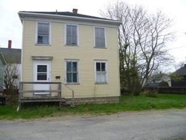 3 Willow Street , Eastport, ME 04631