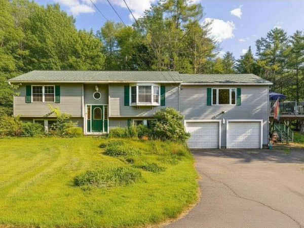 599 China Road , Winslow, ME 04901