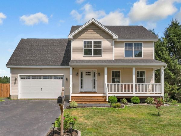 22 Cumberland Lane , Gorham, ME 04038