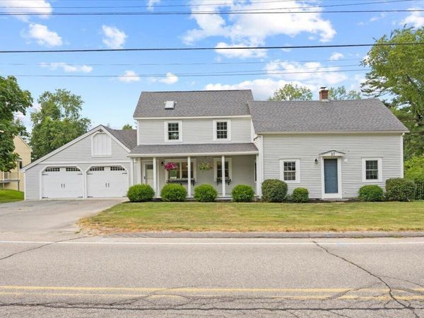 17 Chamberlain Road , Scarborough, ME 04074