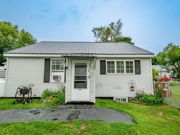 15 James Street , Bingham, ME 04920