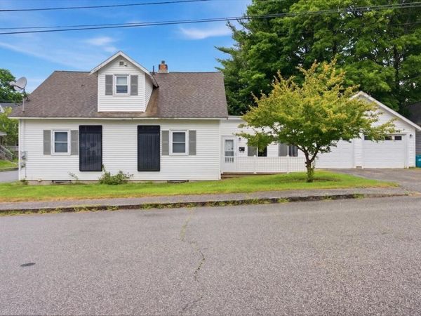 15 Sylvan Avenue , Lewiston, ME 04240