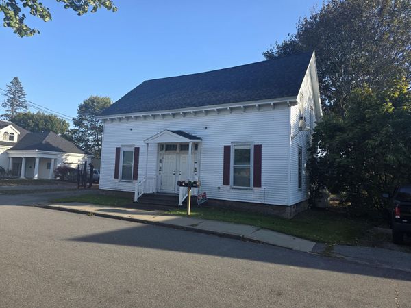 12 Grace Street , Rockland, ME 04841
