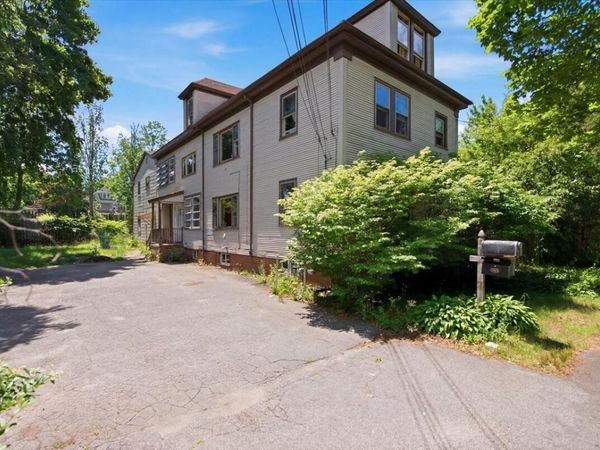 16 Hartley Street, Portland, ME 04103
