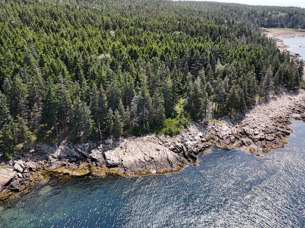 3 Butler Road , Frenchboro, ME 04685