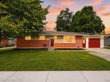 5388 Durwood Drive , Swartz Creek, MI 48473