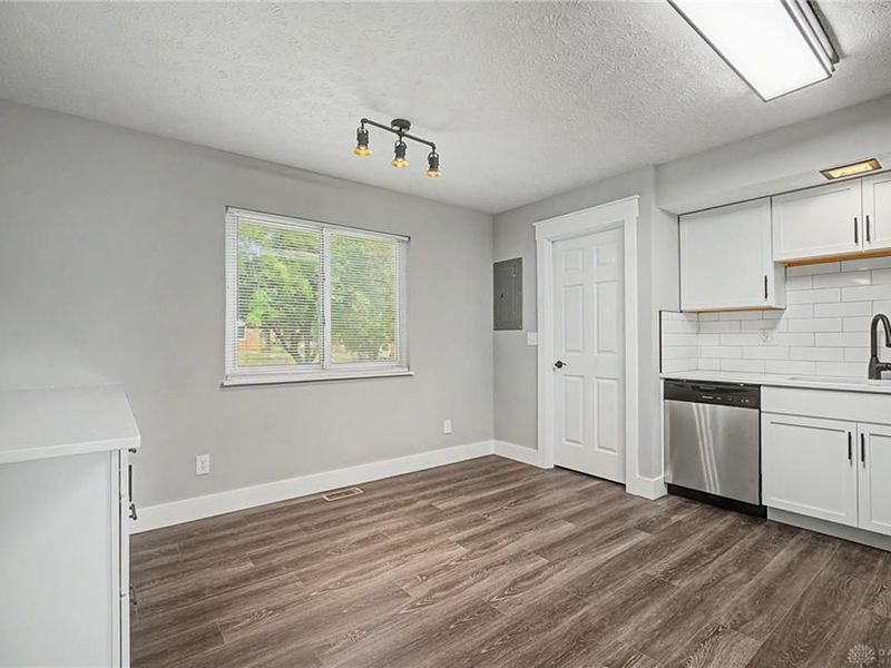 4721 Baldwin Hills Drive, Englewood, OH 45322 Photo 11