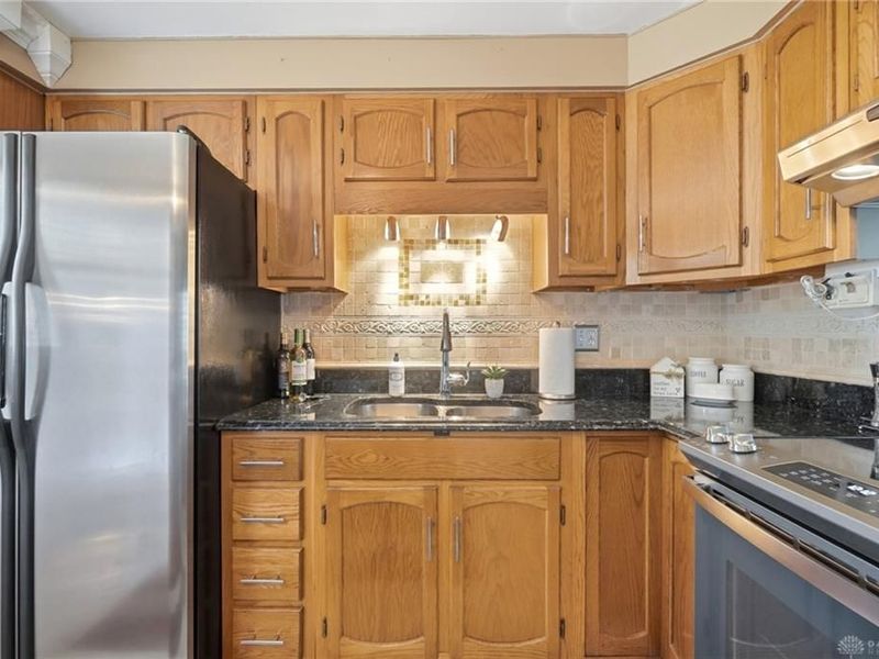 4922 Stoneyview Court, Huber Heights, OH 45424 Photo 15