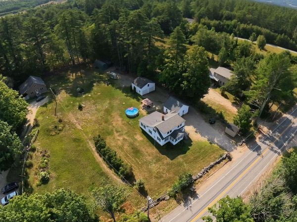 83 Tamworth Road, Tamworth, NH 03886