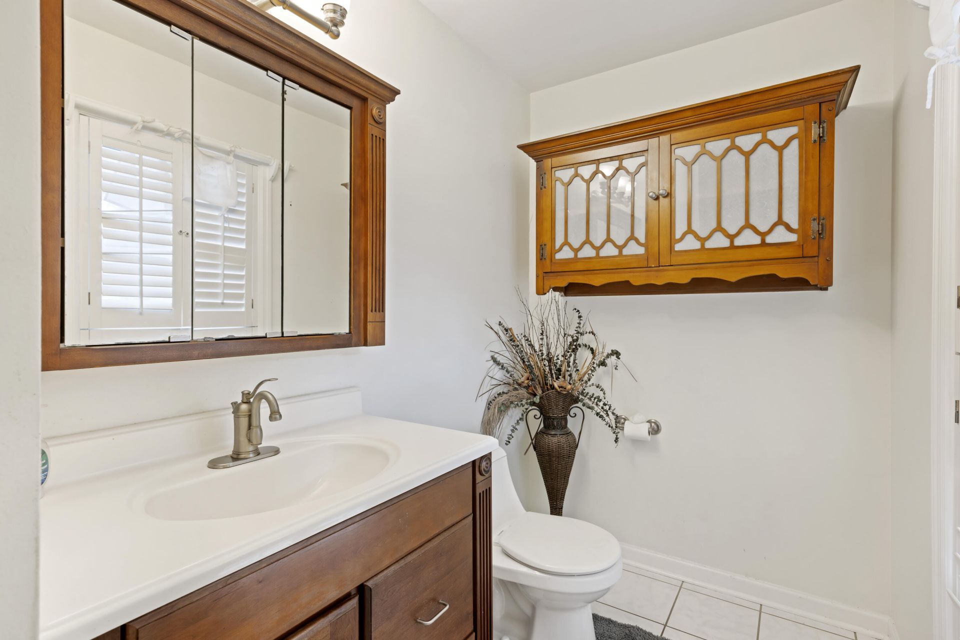 5703 Saint Angela Drive Photo 14