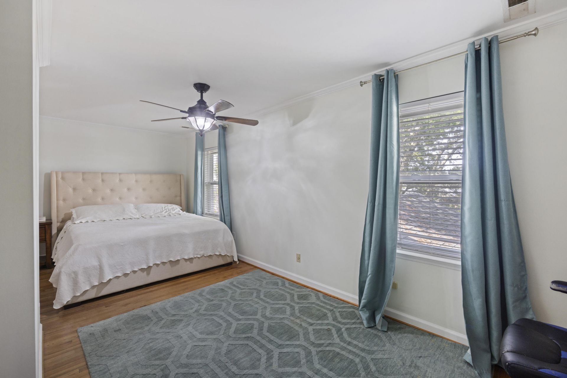 5703 Saint Angela Drive Photo 28
