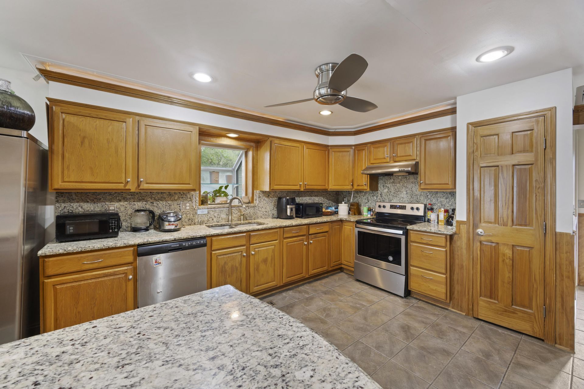 5703 Saint Angela Drive Photo 8