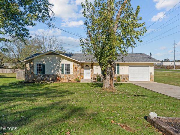 218 Christin Drive , Clinton, TN 37716