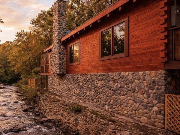 289 Roaring Fork Road , Gatlinburg, TN 37738