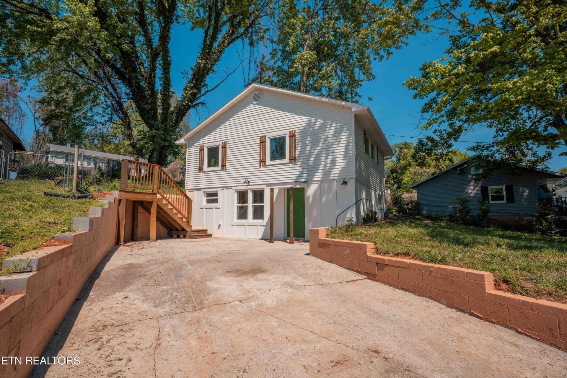 106 Wainwright Rd , Oak Ridge, TN 37830 Main Photo