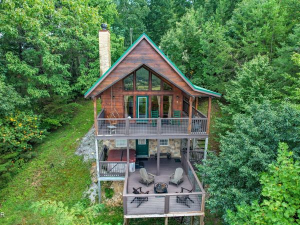3813 Glenview Way, Sevierville, TN 37862