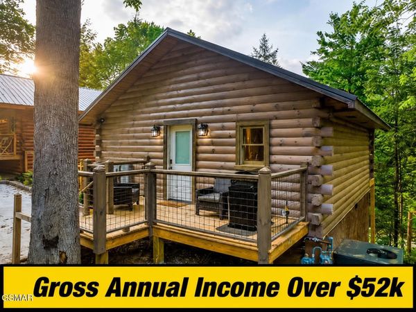 1637 Misty Hollow Way , Gatlinburg, TN 37738