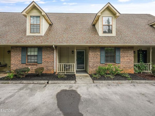 9005 Fountain Brook Lane , Knoxville, TN 37923