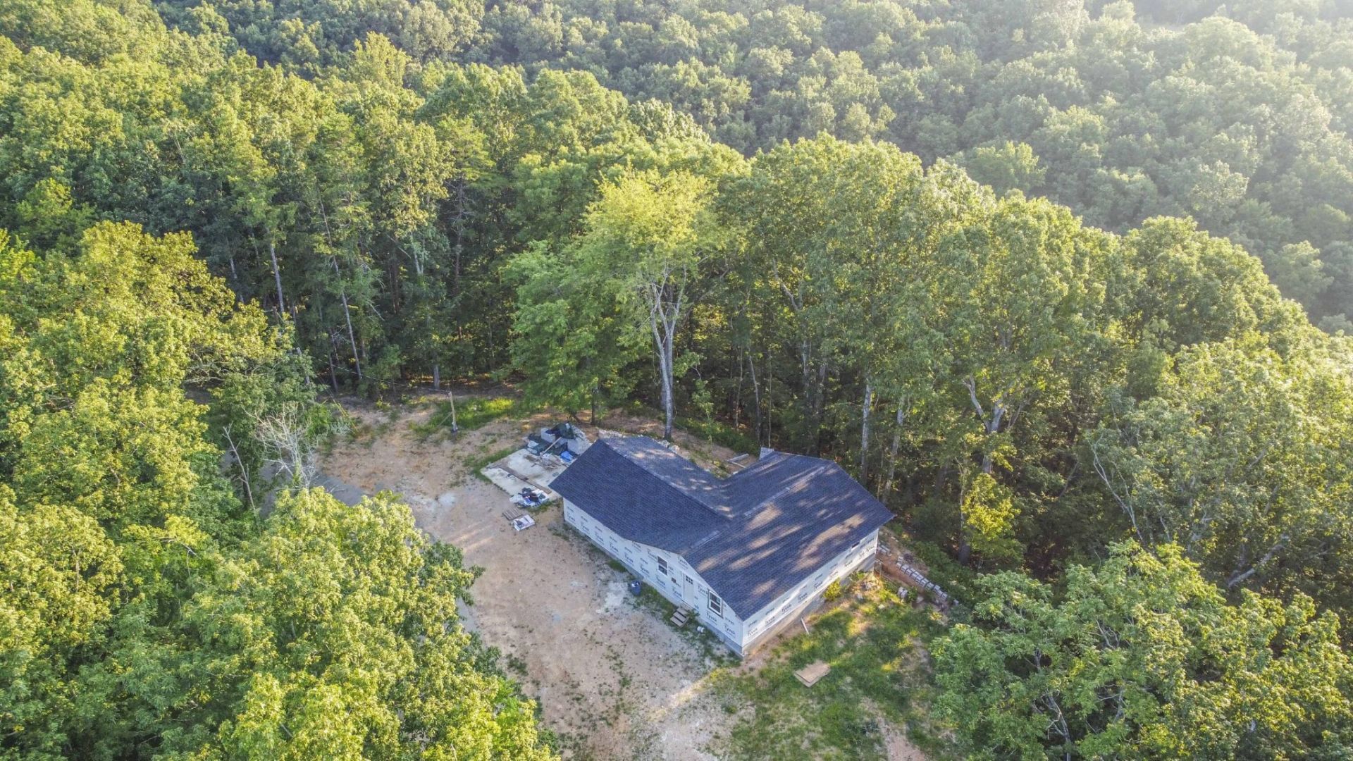 140 Mary Brown Lane, Rockwood, TN 37854 Main Photo