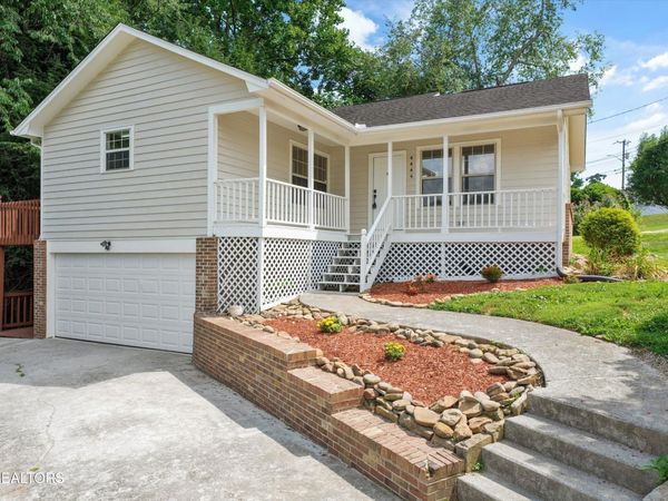 4444 Saint Lucia Lane , Knoxville, TN 37921