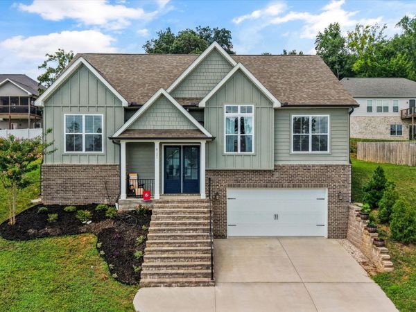 8121 Chapel Hill Lane , Knoxville, TN 37938