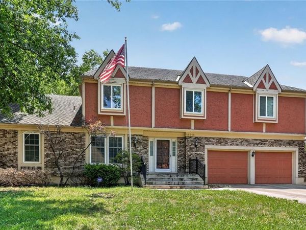 16313 W Chur Street, Olathe, KS 66062