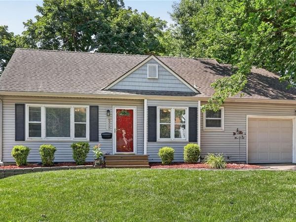 5317 W 50th Terrace, Roeland Park, KS 66205