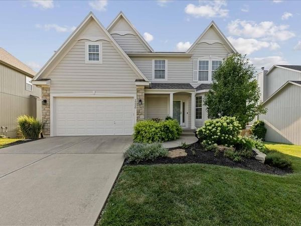15420 S Gallery Street, Olathe, KS 66062