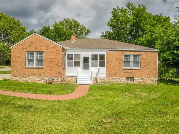 7021 Raytown Road, Kansas City, MO 64133