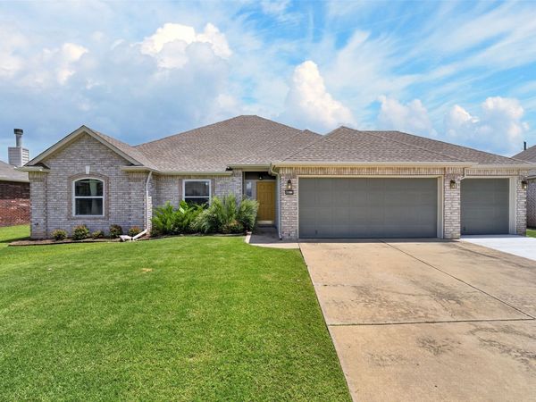 4813 S 200th East Avenue, Broken Arrow, OK 74014