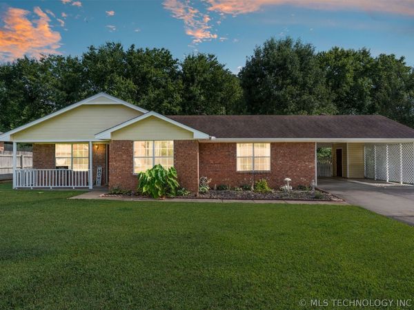 503 Straight Street , Fort Gibson, OK 74434
