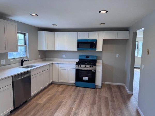 1099 River St, Unit 3, Boston, MA 02136