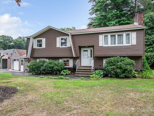 75 I Street, Dracut, MA 01826